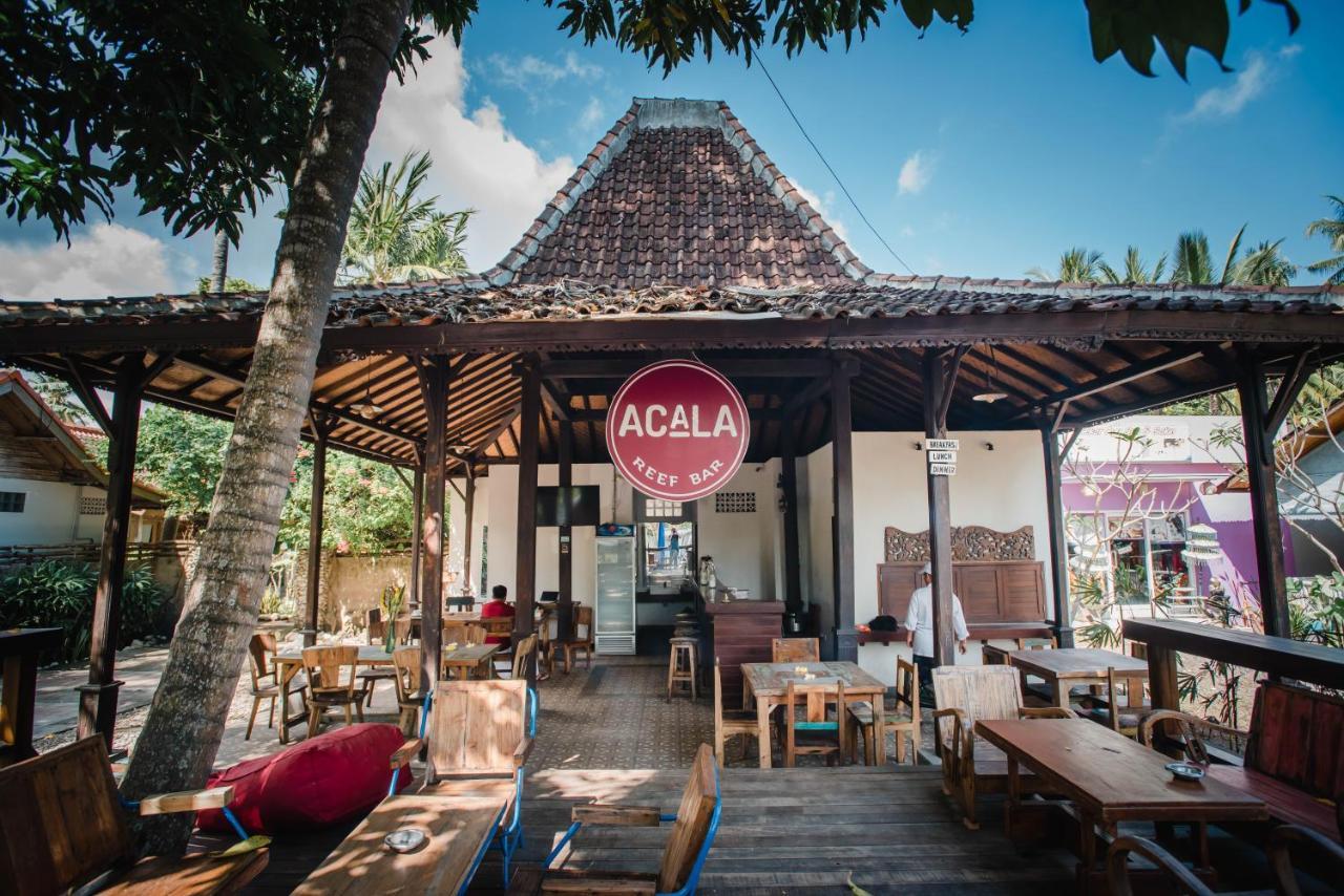 Acala Hostel & Reef Bar Toyapakeh Zewnętrze zdjęcie