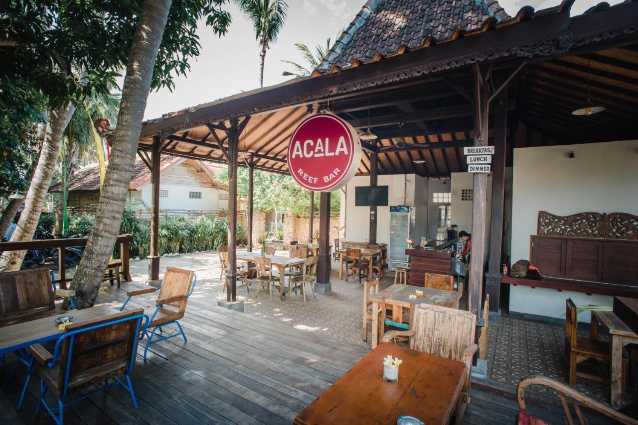 Acala Hostel & Reef Bar Toyapakeh Zewnętrze zdjęcie