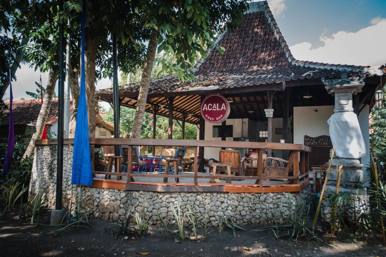Acala Hostel & Reef Bar Toyapakeh Zewnętrze zdjęcie