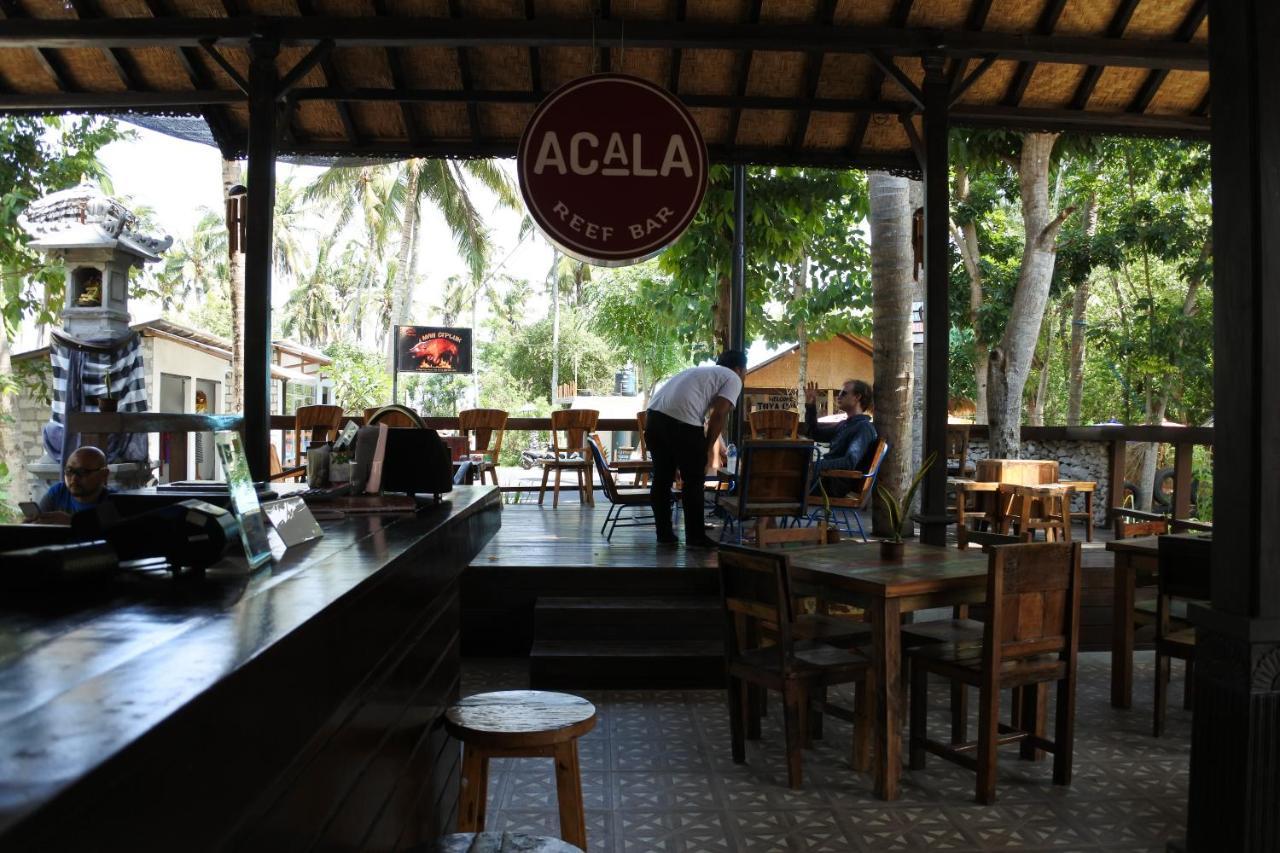 Acala Hostel & Reef Bar Toyapakeh Zewnętrze zdjęcie